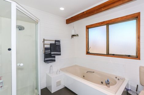Photo of property in 171 Carnoustie Drive, Wattle Downs, Auckland, 2103
