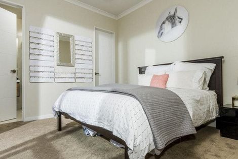 Photo of property in 22 Caldera Drive, Long Bay, Auckland, 0630