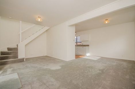 Photo of property in 1/3 Gloria Avenue, Te Atatu Peninsula, Auckland, 0610