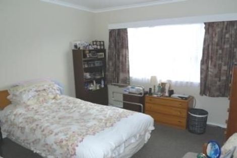 Photo of property in 20 Dr Taylor Terrace, Johnsonville, Wellington, 6037