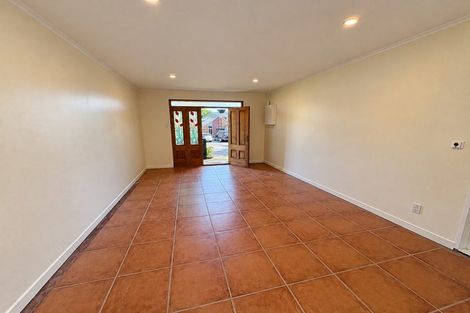 Photo of property in 2 Amapur Drive, Khandallah, Wellington, 6035