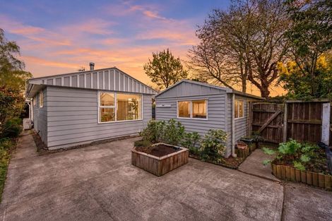Photo of property in 1/17 Barnes Road, Redwood, Christchurch, 8051