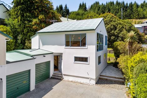 Photo of property in 20b Watts Road, Fernhill, Queenstown, 9300
