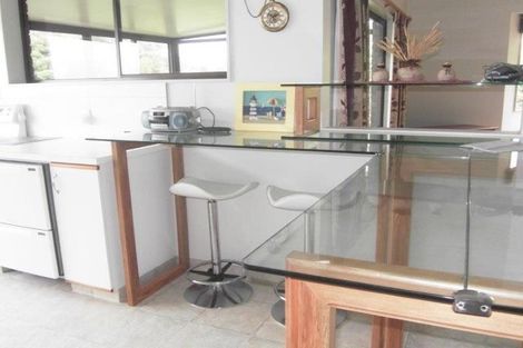 Photo of property in 21 South Road, Moturoa, New Plymouth, 4310