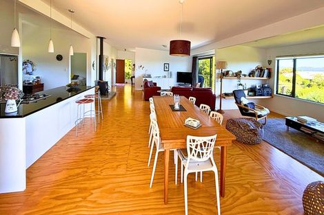 Photo of property in 53 Nyhane Drive, Ligar Bay, Takaka, 7183