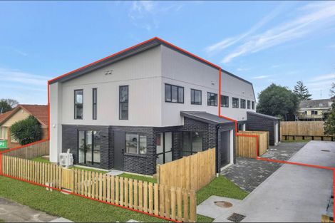 Photo of property in 49a Riverton Drive, Randwick Park, Auckland, 2105
