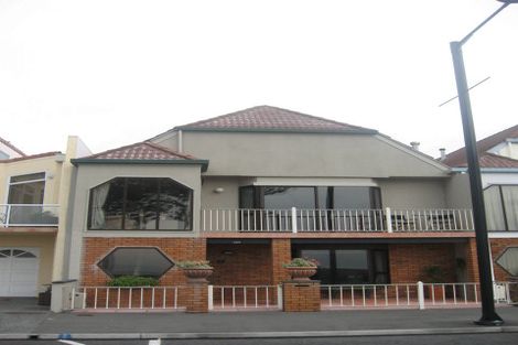 Photo of property in 425 Marine Parade, Napier South, Napier, 4110