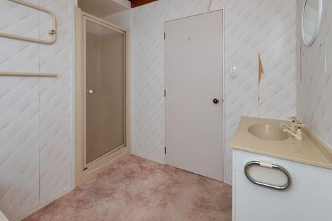 Photo of property in 400 Apotu Road, Kauri, Kamo, 0185