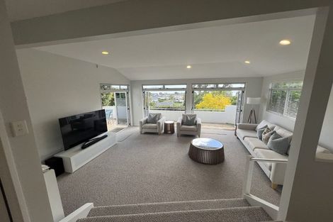 Photo of property in 17a Beach Road, Manly, Whangaparaoa, 0930