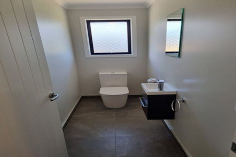 Photo of property in 62 Hokioi Drive, Kenepuru, Porirua, 5022