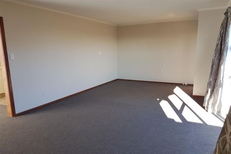 Photo of property in 50 Oriana Crescent, Hornby, Christchurch, 8042