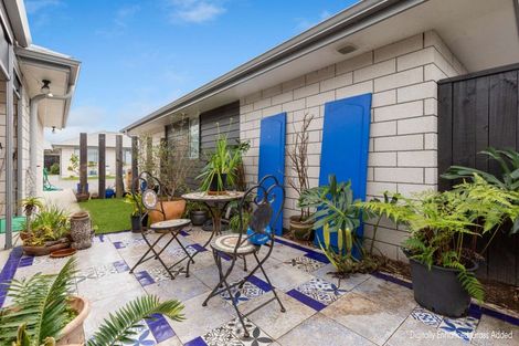 Photo of property in 3 Lance Way, Papamoa, 3118