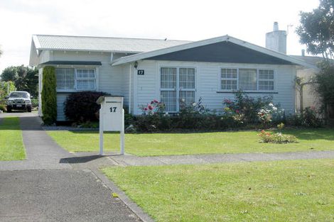 Photo of property in 17 Lewis Avenue, Aramoho, Whanganui, 4500