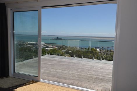 Photo of property in 10 Elizabeth Street, Bluff, 9814