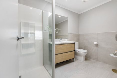 Photo of property in 11 Danga Lane, Hobsonville, Auckland, 0616