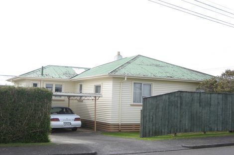 Photo of property in 392 Carrington Street, Upper Vogeltown, New Plymouth, 4310