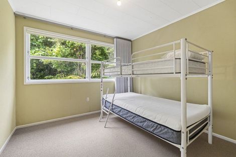 Photo of property in 52 Pitcairn Street, Oakura, 4314