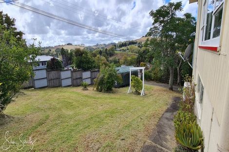 Photo of property in 14 View Street, Maungaturoto, 0520