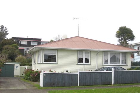Photo of property in 91 Pioneer Road, Moturoa, New Plymouth, 4310