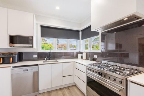 Photo of property in 11 Tom Parker Avenue, Marewa, Napier, 4110