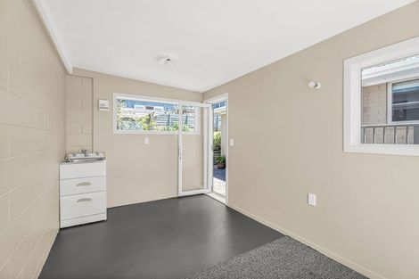 Photo of property in 5 Pine Grove, Tairua, 3508