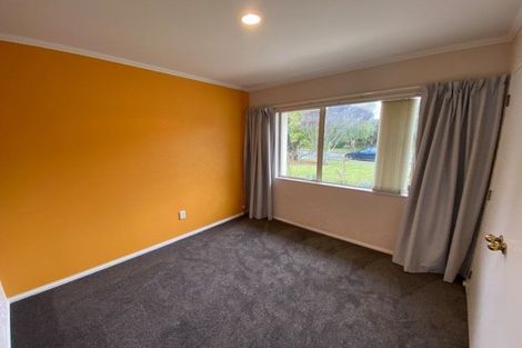 Photo of property in 5 Stella Court, Paraparaumu, 5032