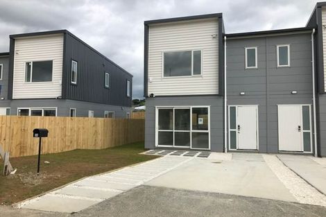 Photo of property in 3b Poruru Close, Papakura, 2110