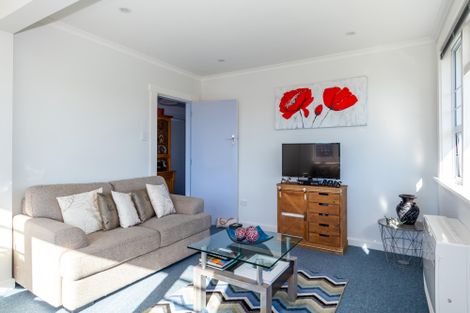 Photo of property in 2 Sutter Street, Seaview, Timaru, 7910
