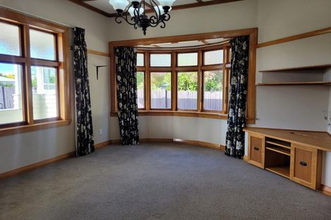 Photo of property in 12 Garrison Street, Carterton, 5713