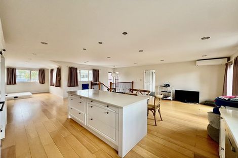 Photo of property in 19a Nile Road, Milford, Auckland, 0620