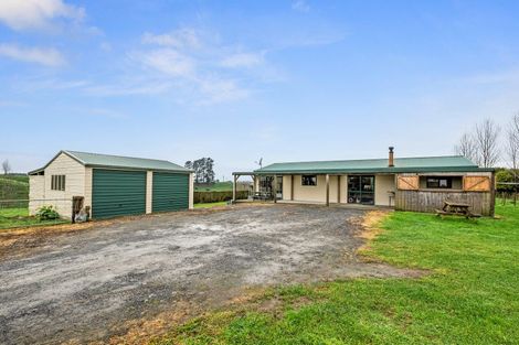 Photo of property in 293 Koputarao Road, Koputaroa, Shannon, 5575
