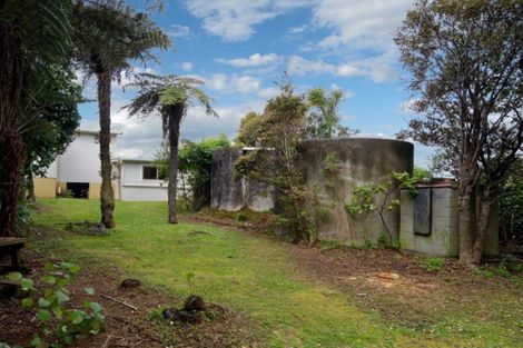 Photo of property in 69 Cornwallis Road, Cornwallis, Auckland, 0604