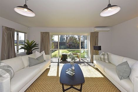 Photo of property in 1/3 Creyke Road, Ilam, Christchurch, 8041