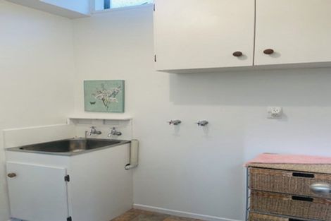 Photo of property in 1/35 Solway Avenue, Ilam, Christchurch, 8041