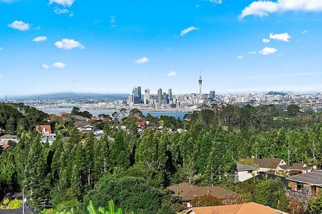 Photo of property in 38 Balmain Road, Chatswood, Auckland, 0626