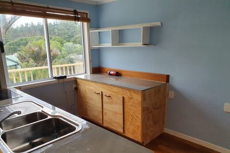 Photo of property in 279 Motutara Road, Muriwai, Waimauku, 0881