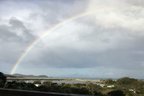 Photo of property in 21 Kakariki Road, Ngunguru, Whangarei, 0173