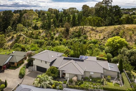 Photo of property in 46 Hikanui Drive, Havelock North, 4130