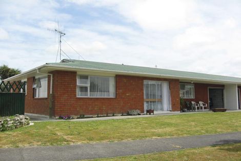 Photo of property in 37 Cargill Avenue, Feilding, 4702