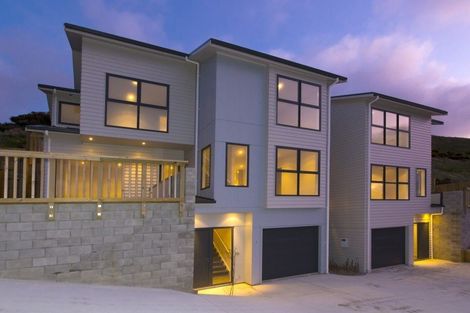 Photo of property in 2/9d Comber Place, Johnsonville, Wellington, 6037