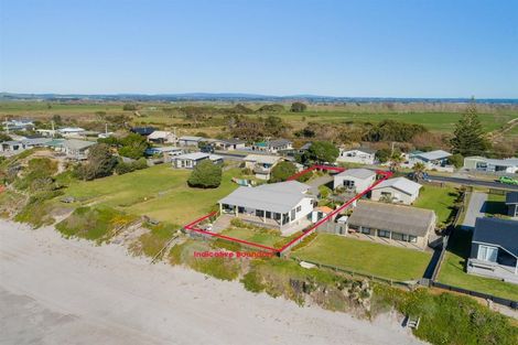 Photo of property in 355 Pukehina Parade, Pukehina, Te Puke, 3189