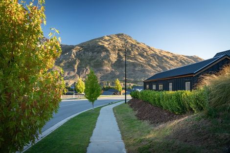 Photo of property in 52 Red Cottage Drive, Lake Hayes, Queenstown, 9304