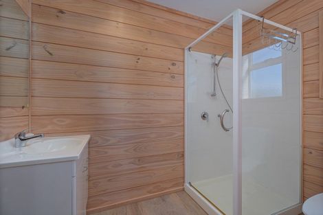 Photo of property in 51 Cholmondeley Crescent, Whitianga, 3510