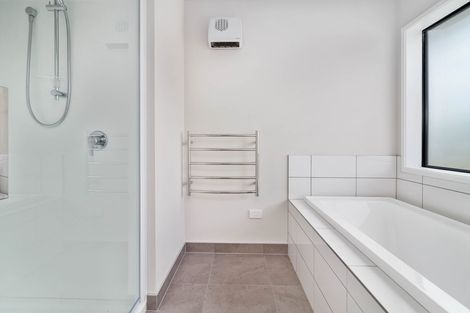 Photo of property in 22 Lacebark Drive, Kinloch, Taupo, 3377