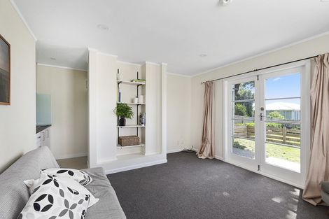 Photo of property in 167 Sutherland Road, Lyall Bay, Wellington, 6022