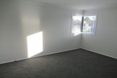 Photo of property in 38 Mawai Hakona Drive, Wallaceville, Upper Hutt, 5018