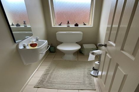 Photo of property in 88 Redcastle Drive, East Tamaki, Auckland, 2013