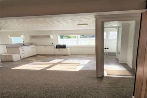 Photo of property in 14 Ranch Avenue, Beach Haven, Auckland, 0626