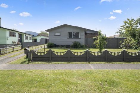 Photo of property in 14 Te Whakarau Street, Turangi, 3334