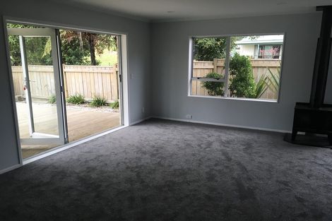 Photo of property in 2 Te Ngaere Place, Merrilands, New Plymouth, 4312